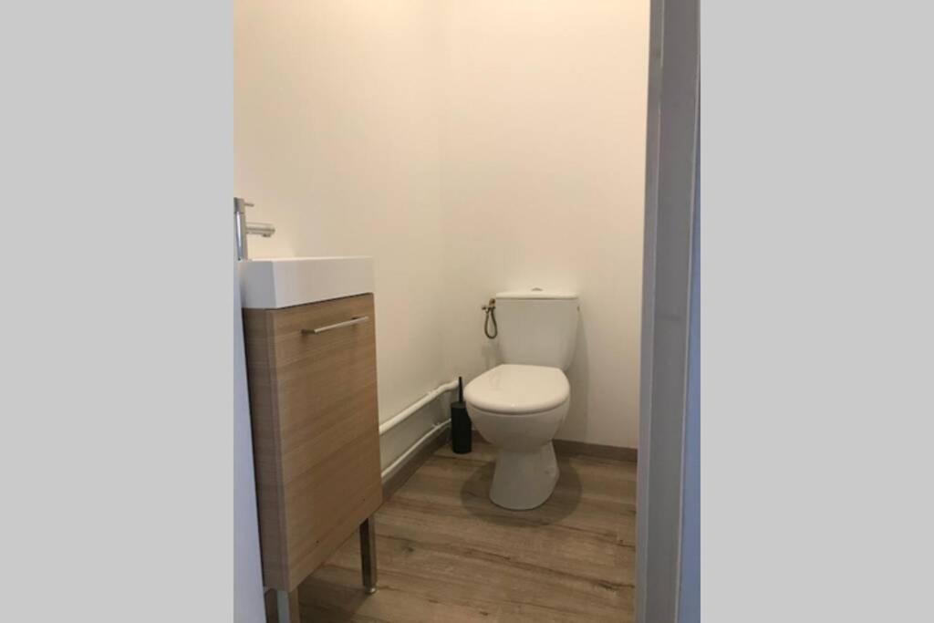 Duplex Agreable Et Spacieux 3 Chb Dont 1 Communicante Vendeville Eksteriør billede